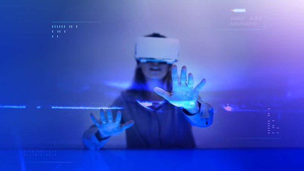 Comment un jeu vidéo de simulation de vol peut-il intégrer les dernières technologies de réalité virtuelle pour une formation de pilote plus immersive?
